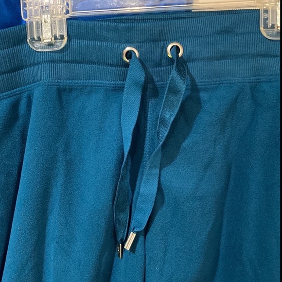 Last Set! Women’s DANSKIN NOW Shirt/Sweatpant Set-Dark Teal NWT - Picture 2 of 4